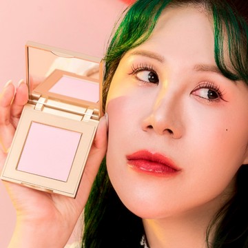 [快速出貨]【FreshO2】三麗鷗-布丁狗巨星登場多用盤+Hello Kitty折疊手拿鏡｜摩羯座 生日禮物 送禮 新年彩妝福袋 情人節 畢業禮 聖誕 耶誕 紀念日 喬遷 交換禮物