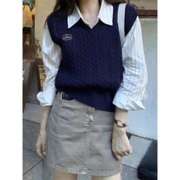 藍色v領麻花針織馬甲女春秋季無袖坎肩毛衣背心短款疊穿襯衫上衣