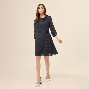 ILEY伊蕾 格紋波點活片珠鑽七分袖洋裝(深藍；M-2L)