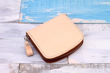 【切線派】純手工真皮简易拉链零钱包/卡包/名片錢包 原色