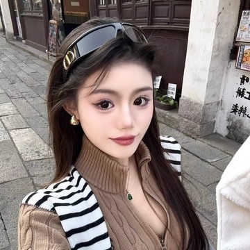 【小紅書火爆】洋氣墨睛髮箍 CD字母髮箍 女 兩用髮箍 二合一小紅書鏡髮箍 帶頭上 頭戴式 頭箍 髮飾 髮箍