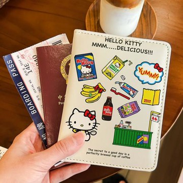 三麗鷗凱蒂貓卡通護照夾證件包保護套多功能卡包出國旅行便攜收納