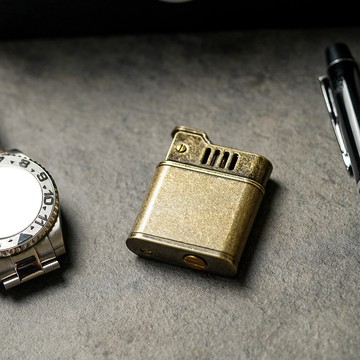 【FREED】復古刷舊金色滾花銅殼煤油打火機 客製化 刻字 送禮 生日 男生 男性 禮物推薦 聖誕節 客製化刻字