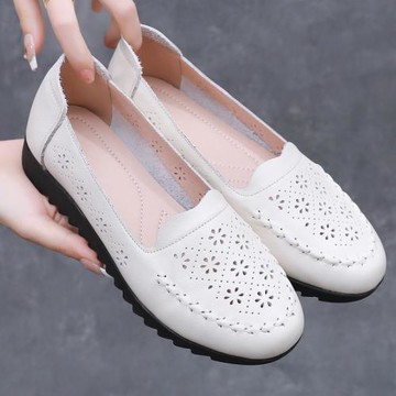 中老年媽媽鞋子夏款涼鞋女2024年新款中老年舒適單鞋軟底女士皮鞋