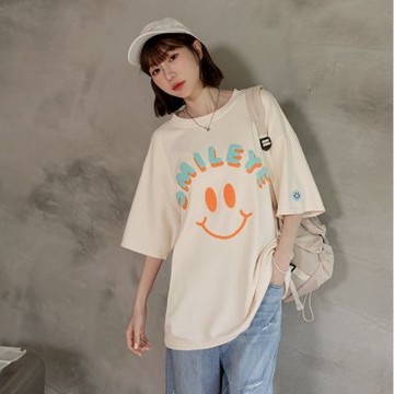 OB嚴選中大尺碼-太空棉微笑毛巾繡寬鬆短袖上衣《AB20583》