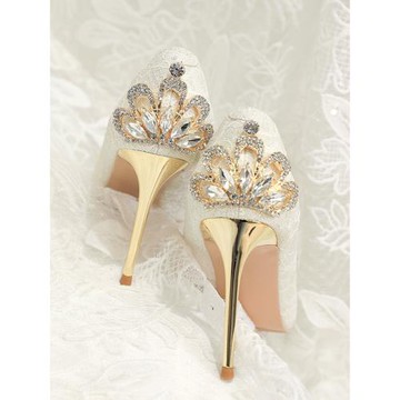 酒窩大叔【繁星】白色高跟鞋訂婚新娘秀禾婚鞋小眾高級感法式單鞋