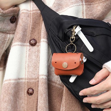 常見的Goody Bro 古駝紅真皮革手工 AirPods Pro &2 保護套