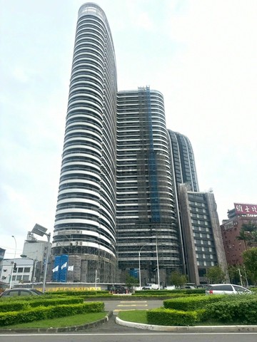 民生1號院｜精華地段蛋黃區｜邊間2房車位｜高雄市新興區民生一路