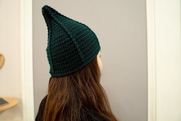 手作編織毛帽-尖尖帽-精靈帽-墨綠色/薑黃色(鉤針款)