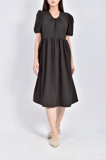 (S) 小都宅質感公主袖短袖黑色洋裝