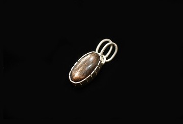 【水晶系列】 高品質黑太陽石 925純銀 簡約包鑲吊墜