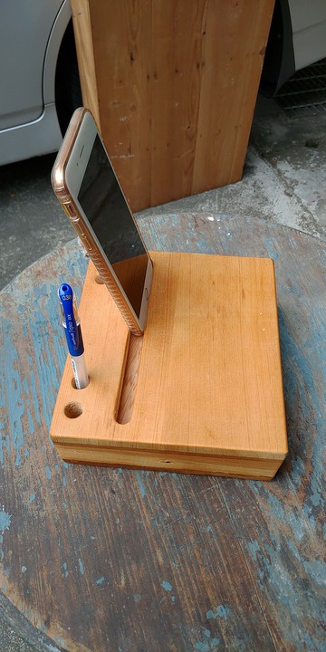 N2台灣檜木手機擴音座、名片座、筆座18公分x16.5公分x6公分