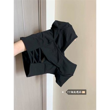 甜辣妹黑色正肩短袖T恤女2025冬季新款小眾設計鏤空修身短款上衣