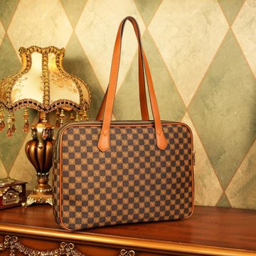 輕奢軟皮商務通勤中性電腦包復古棋盤格百搭手提單肩挎包公文包