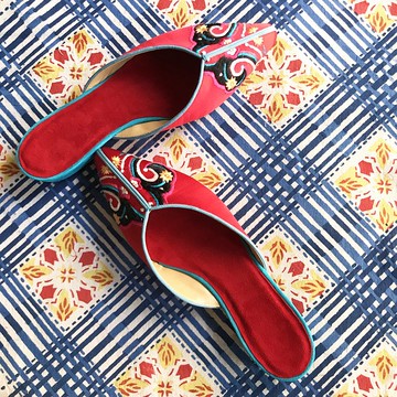 西藏手繡平底鞋無包跟/拖鞋 繡花 刺繡 蘇繡 絲綢 緞面 手工繡