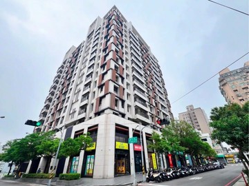 中科阿蓁#「香草天籟」角間店面雙平車嶺東科大商圈｜台中市南屯區永春南路