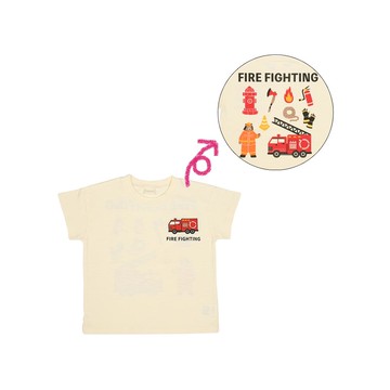 akachan honpo - 短袖T恤-背後印花-淺卡其色