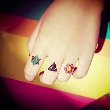 Surprise Tattoos / 小花 小閃電 刺青 紋身貼紙