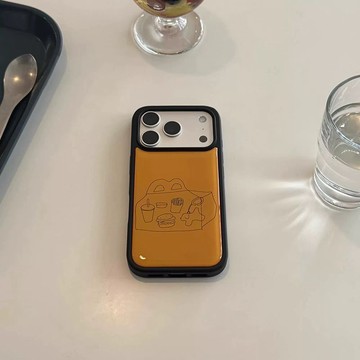 ✨iPhone手機殼✨M記黃狗適用蘋果17promax手機殼iPhone16膚感15/14/13水凝殼12女