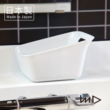日本岩谷Iwatani RETTO曲面一體簡約方形浴室舀水盆-2色可選