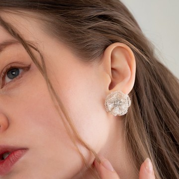 結花 -YUIKA- 哈基瑪鑽石耳環　silver color