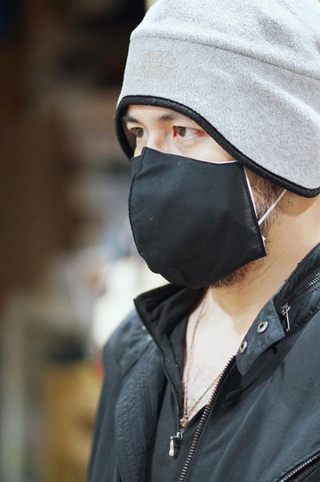 Bucute a.32成人男款立體 口罩套/可重複洗/需配醫療口罩/低調黑