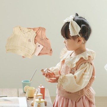 可愛的奶油色、印度粉紅嬰兒針織背心