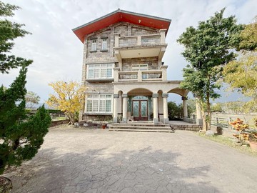 礁溪國五旁百坪花崗石農舍【房仲小姐姐許晴】｜宜蘭縣礁溪鄉玉民路二段