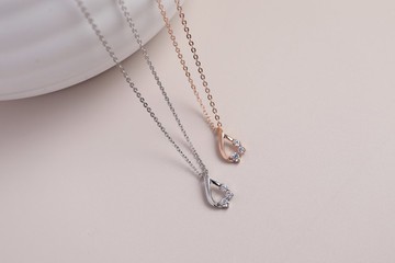 【24HR快速出貨】一眼著迷。小鑽項鍊 情人禮物推薦