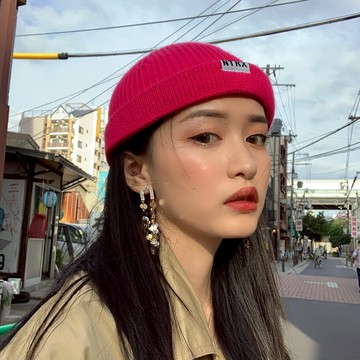 爬爬家/韓版貼布毛線帽秋冬保暖雅痞帽休閑字母瓜皮帽冷帽潮情侶1入