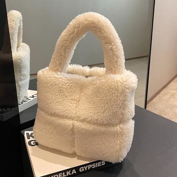 毛毛包包女秋冬大容量2022新款爆款冬季毛絨高級感潮水桶包手提包