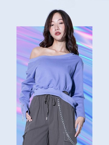 腰簍空大圓領短版長T