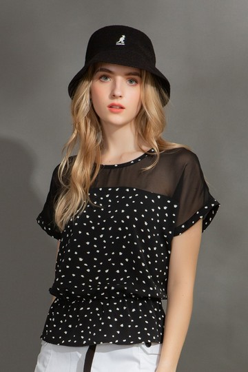 MW 雪紡印花拚接透膚落肩上衣