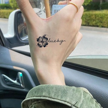 ✨臺灣出貨✨幸運草英文紋身貼草本半永久防水防汗ins清新手腕高顏值仿真刺青