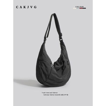 CAKJVG韓版原創設計休閑運動尼龍餃子包女2025新款男生單肩斜挎包