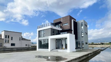 心心嚮往-礁溪 6套房 大面寬 時尚百坪電梯農舍｜宜蘭縣礁溪鄉塭底路