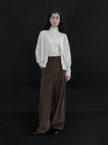 Straight Leg Wide Fit Corduroy Pants [Brown]