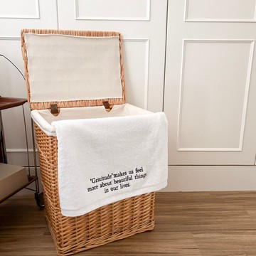 JIN CHA GOD-文創 浴巾 Gratitude makes us feel 兩個顏色