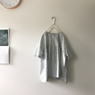 小碎花罩衫 (o-to-126)