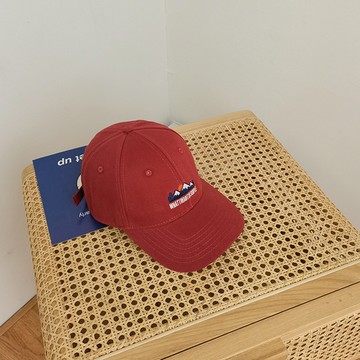 AHUA英文字母山峰刺繡棒球帽-多色任選