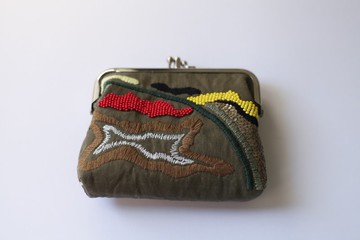 SARTO.. 手工刺繡口金包/ 少量製作/ 工藝設計/ 設計師作品