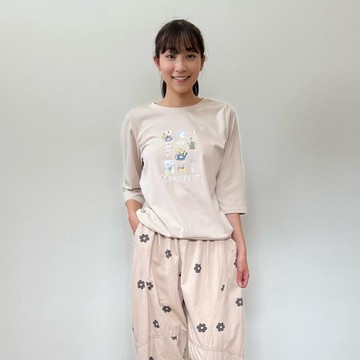 小花園 立體花朵刺繡T