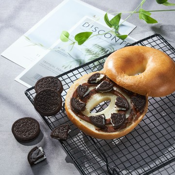 Golden Brown 布朗主廚 - 貝果 - 金莎OREO