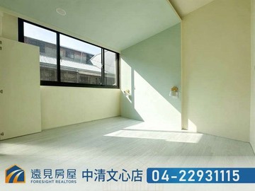東山商圈｜全新整理車庫透天|遠見房屋｜台中市北屯區東山路一段