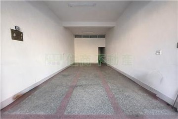 人車潮不斷翻新黃金店住｜高雄市大寮區鳳林三路