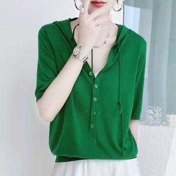 紐扣半開領連帽套頭針織衫女好看夏季新款寬松抽繩半袖薄款帽衫潮