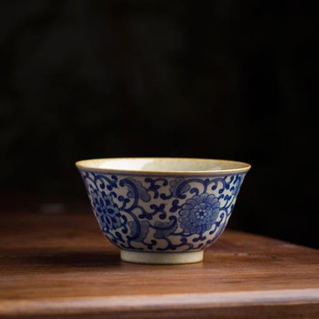 青花釉下彩手繪纏枝菊主人杯全手工復古茶杯不開片陶泥單杯陶瓷