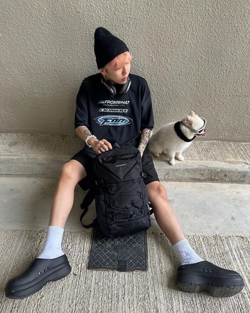 【DOUGHNUT】13吋 防潑水 小後背包 滑板包 水壺格 韓系-黑 STC