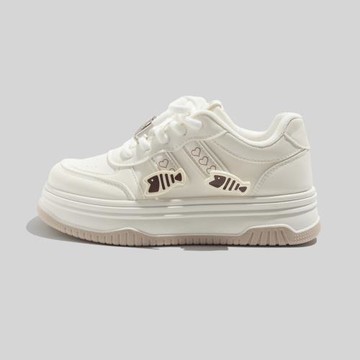 簡約喵咪小魚透氣百搭小白鞋2026春新款小眾時尚休閑板鞋低幫女鞋