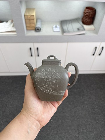 高四方 现货实拍 原矿顶级青灰料 温润如玉 器型优雅大气   线条